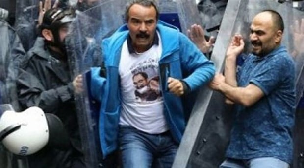 Authorities in Turkey keep pressure on dismissed workers demanding their jobs back