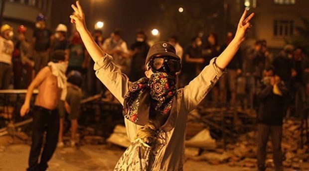 Gas mask and scarf are considered as ‘evidence of crime’ in a case related to Gezi protests