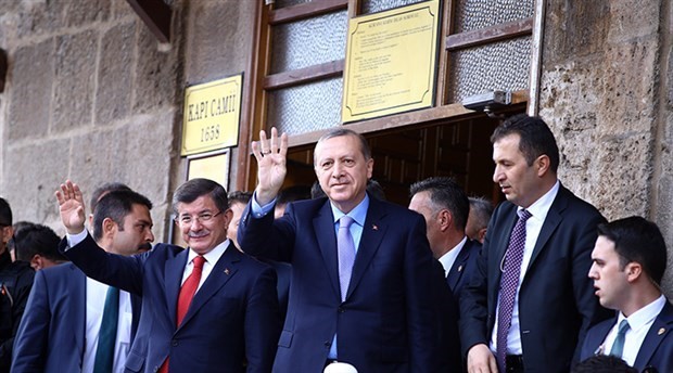 Erdoğan: ‘I do not care about what the West says on death penalty’