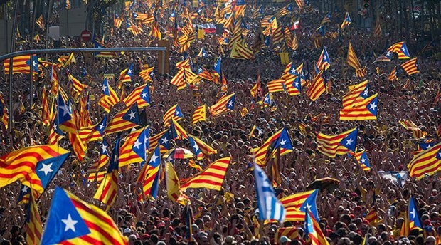 Katalonya bağımsızlık referandumuna gidecek