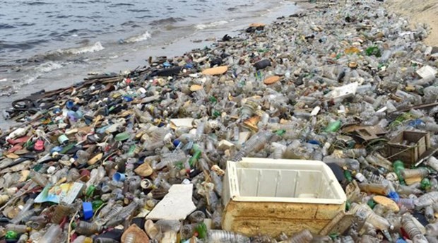 Dünya 'Plastik Gezegen' olma yolunda ilerliyor