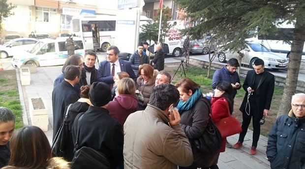 "AKP, Afrin bahanesiyle doktorlarla hesaplaşıyor"