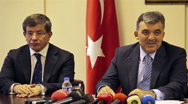 Abdullah Gül ve Davutoğlu dün görüştü