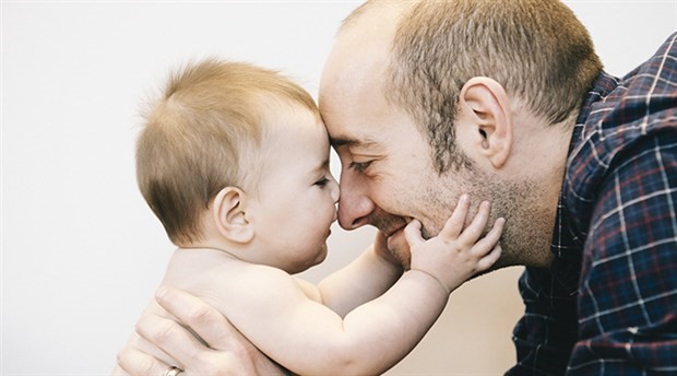 Baba ile kurulan ilişki çocuğun geleceğini etkiliyor