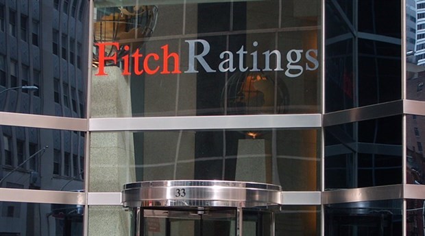 Fitch: Türk bankalarına yönelik çoklu riskler bankaların kredi profilini tehlikeye atıyor