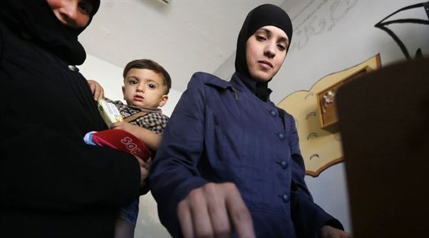 Suriye'de halk yerel seçimler için sandık başına gitti