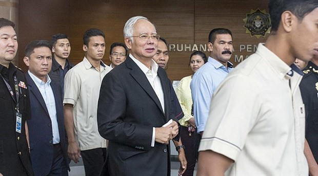 Eski Malezya Başbakanı Necip, kefaletle serbest bırakıldı