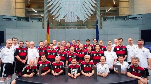 Alman Meclis Futbol Takımı Türk gazetecilerle maç yapacak