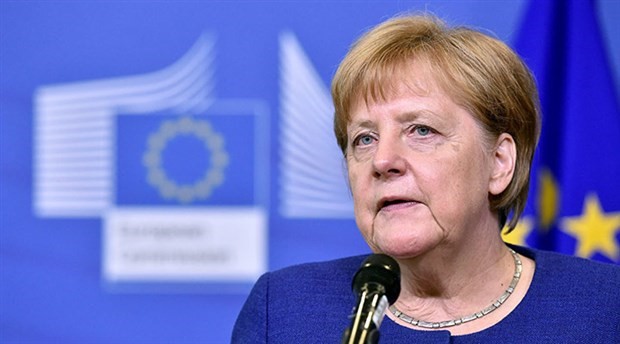 Merkel: Başbakan adayı olmayacağım