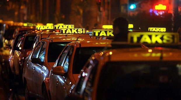Kısa mesafeye yolcu almayan taksi sürücü gözaltına alındı