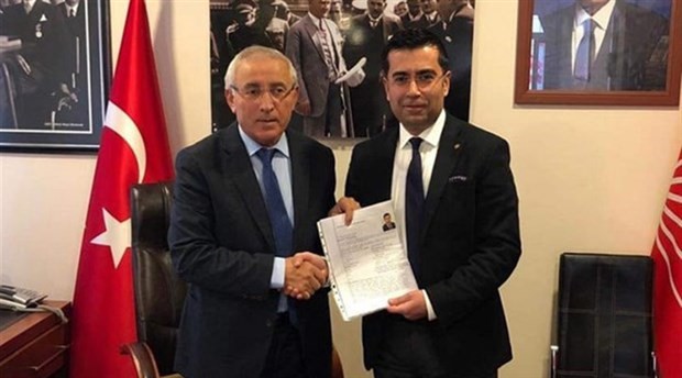 Uzm. Dr. Oktay Öcal, Ataşehir'den adaylığa başvurdu