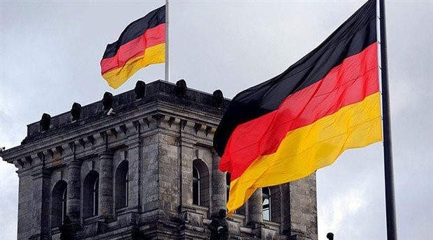 'Almanya, Suudi Arabistan'a silah ihracatını 2 ay durdurdu'
