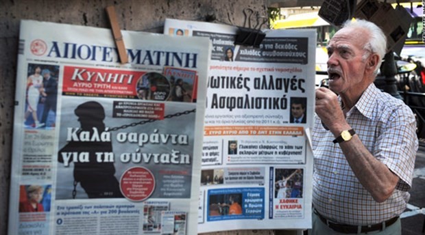 Yunanistan'da gazeteciler 24 saatlik greve çıktı