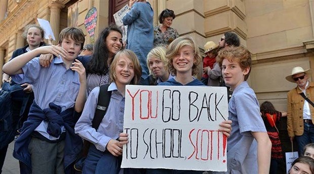 Avustralyalı öğrenciler ayakta: "Çevremizin yağmalanmasına izin verme"