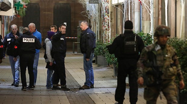 Fransa'da polis 'Noel pazarı' saldırısına ilişkin operasyon başlattı