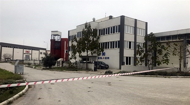 İzmir'de kimyasal gaz alarmı: 1 işçi hayatını kaybetti, 3 kişi tedavi altında