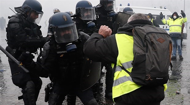 Paris'te 85 kişi gözaltına alındı