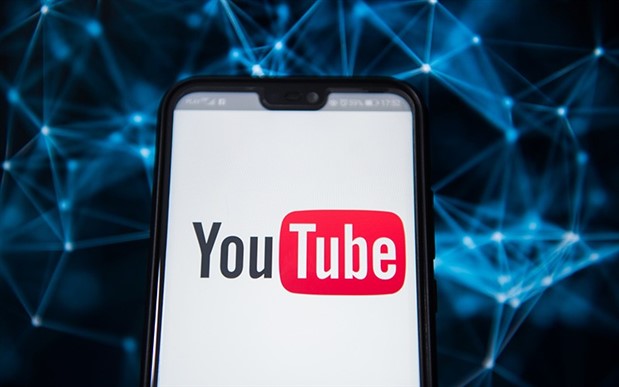 YouTube aşı karşıtı kanalların reklamlarını kesti