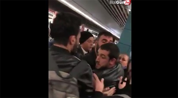 Marmaray’da yolcular isyan etti