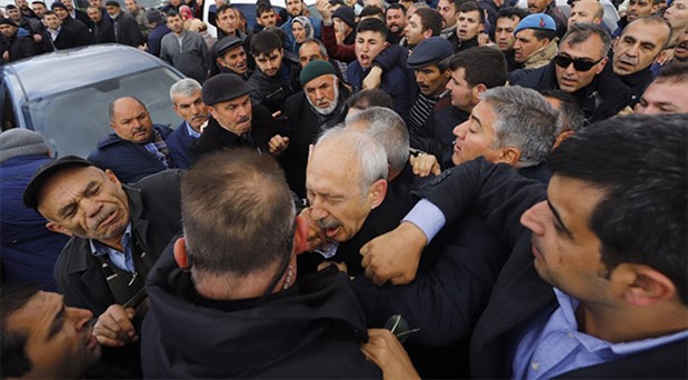Ankara Valiliği: Cenazede sopa dağıtıldığına dair bulguya ulaşılamadı