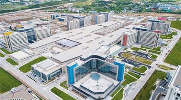Erdoğan’ın ‘hayalim’ dediği şehir hastanesinde sorunlar büyüyor: Acil ameliyatta 911 gecikmesi