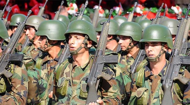 Milli Savunma Bakanı Akar’dan partilere ‘askerlik sistemi’ ziyareti