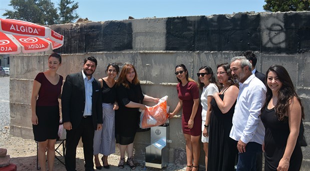 İzmir Barosu’ndan sokak hayvanları için beslenme ünitesi