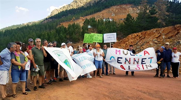 Muğla’da taş ocağı protestosu: Sandras madene kurban edilemez