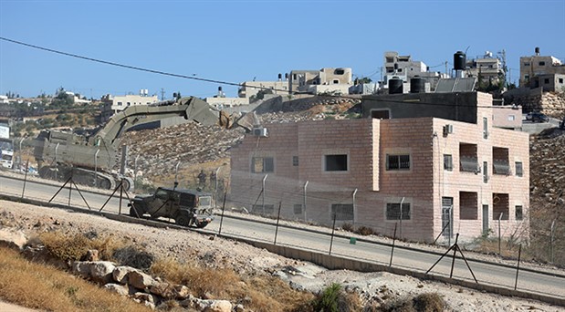 İsrail, Doğu Kudüs’te Filistinlilerin evlerini yıkmaya başladı