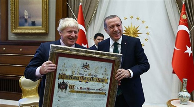 Erdoğan’a hakaret yarışmasında birinci olan başbakan: Boris Johnson