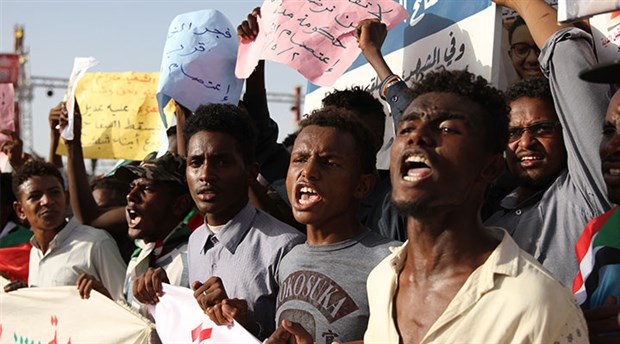 Sudan’da devrim ruhu yaşıyor
