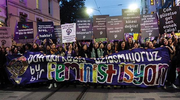 İstanbul Sözleşmesi’ne karşı çıkılıyor, kadına şiddet artıyor