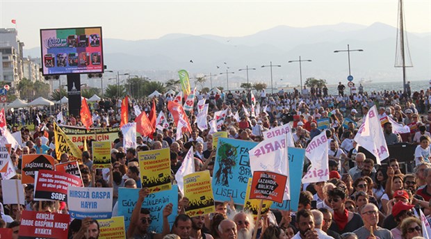 İzmir'de 1 Eylül mitingi: Barış için ayağa kalkalım