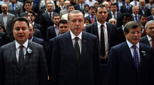 AKP'li yazar: Erdoğan, Davutoğlu'ndan sonra radarı Gül-Babacan partisine çevirecek