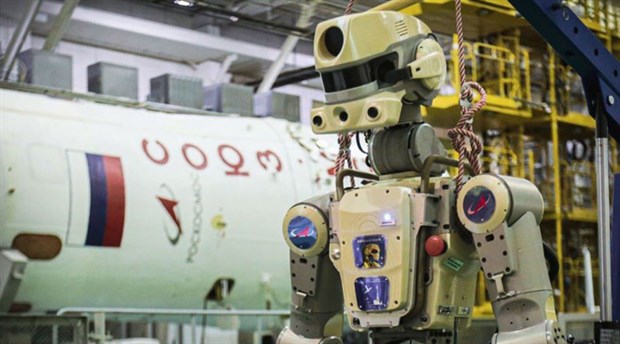 Rusya’nın uzaya gönderdiği ilk insansı robot FEDOR, Dünya’ya geri döndü