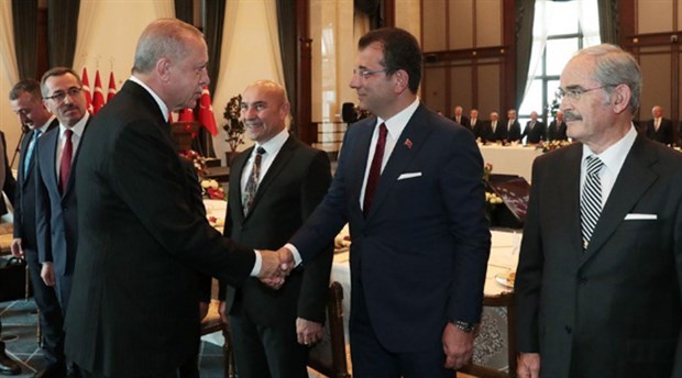 Erdoğan, 29 büyükşehir belediye başkanıyla bir araya geldi