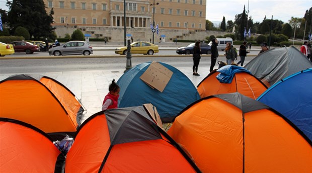 Yunanistan’da 'yeni düzen' yıkımla geldi