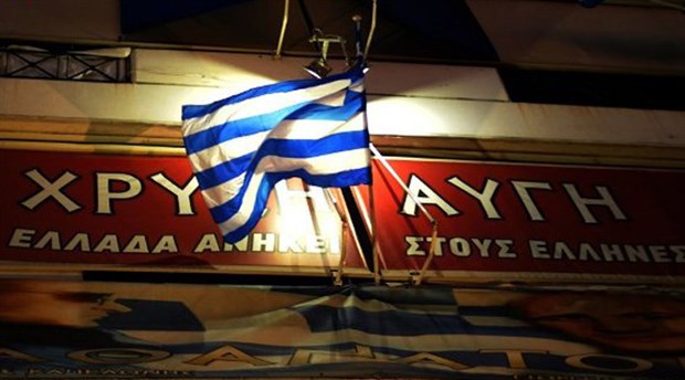 Yunanistan'da parlamento dışı kalan faşist parti Altın Şafak'ın genel merkezine kilit vuruldu