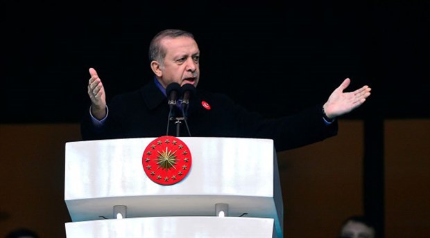 Erdoğan: Kapalı spor salonuna arena ismini veriyorsunuz, ne demek arena?
