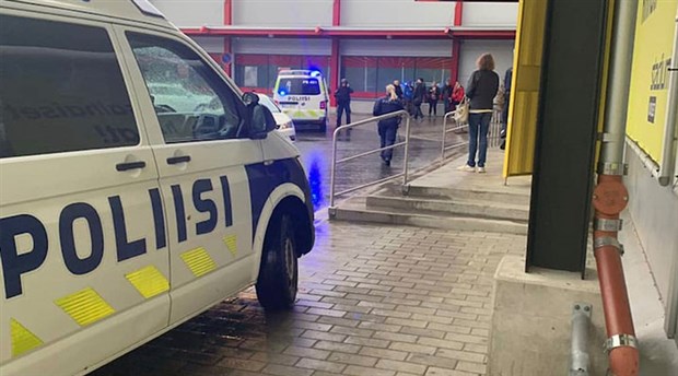 Finlandiya'da bir okulda kılıçlı saldırı: 1 ölü, 10 yaralı