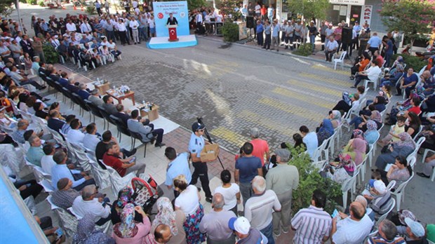Saruhanlı’da 13. Altın Üzüm ve Kültür Festivali başladı