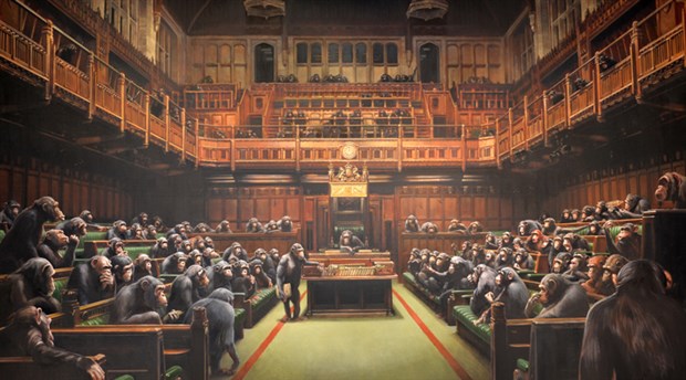 Banksy'nin 'şempanzeli parlamento' tablosu 9,8 milyon sterline satıldı