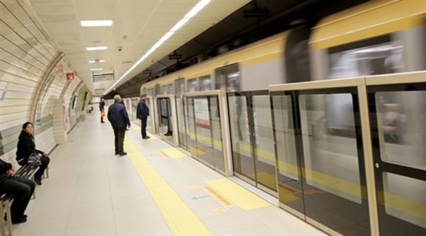 Metro hatlarının sefer saatleri uzatıldı