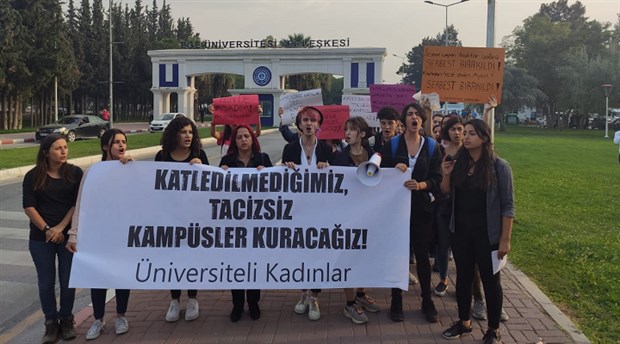 Ege Üniversitesi'nde tacize protesto