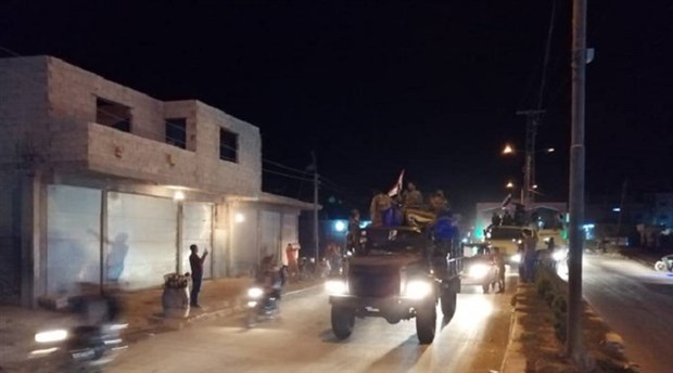 Suriye ordusu Kobani'ye girdi