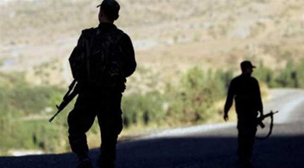 Van'da askeri devriye aracına sınır ötesinden ateş açıldı: 1 asker yaşamını yitirdi, 2 asker yaralandı