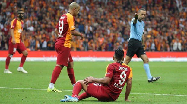 Galatasaray'da Falcao ve Feghouli'ye özel program