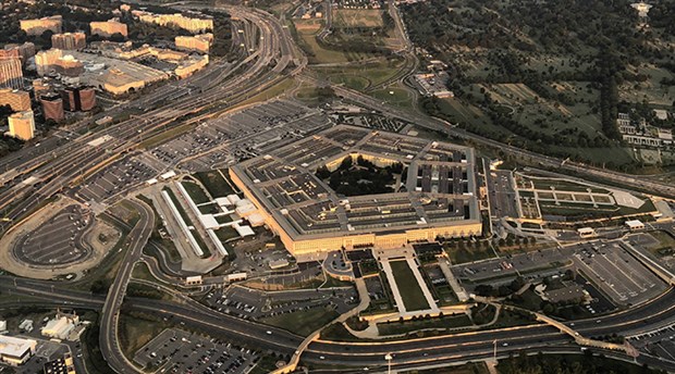 Pentagon'un 10 milyar dolarlık "bulut" ihalesini Microsoft kazandı