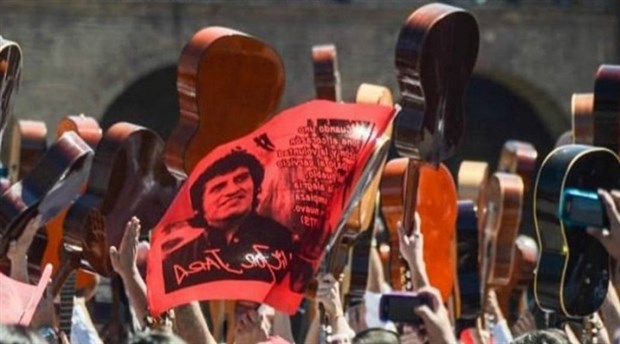 Victor Jara Şili eylemlerinde yaşıyor