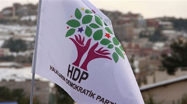 Van Saray Belediye Başkanı HDP’li Caziye Duman gözaltına alındı